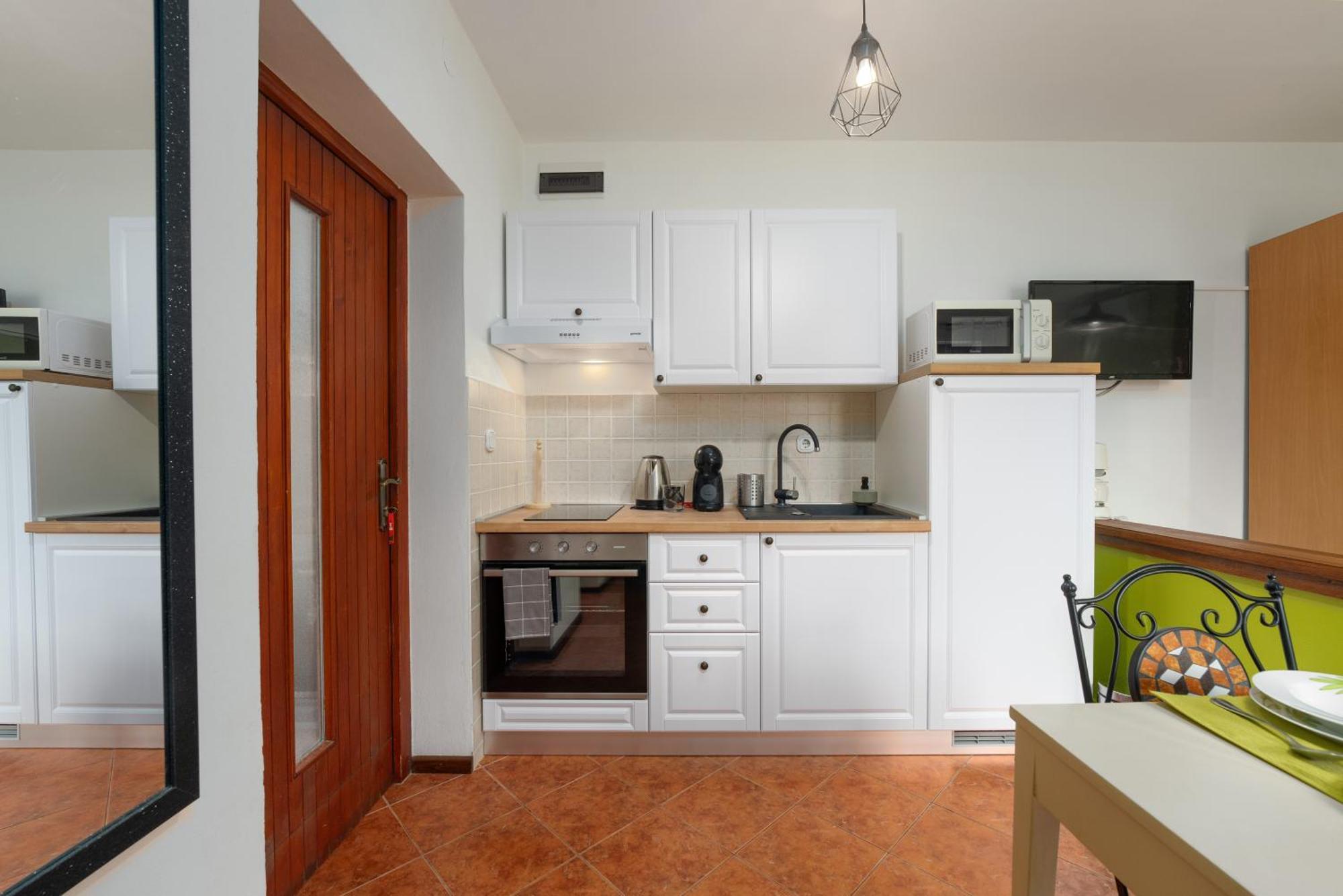 Studio Apartment Vrsar Eksteriør billede