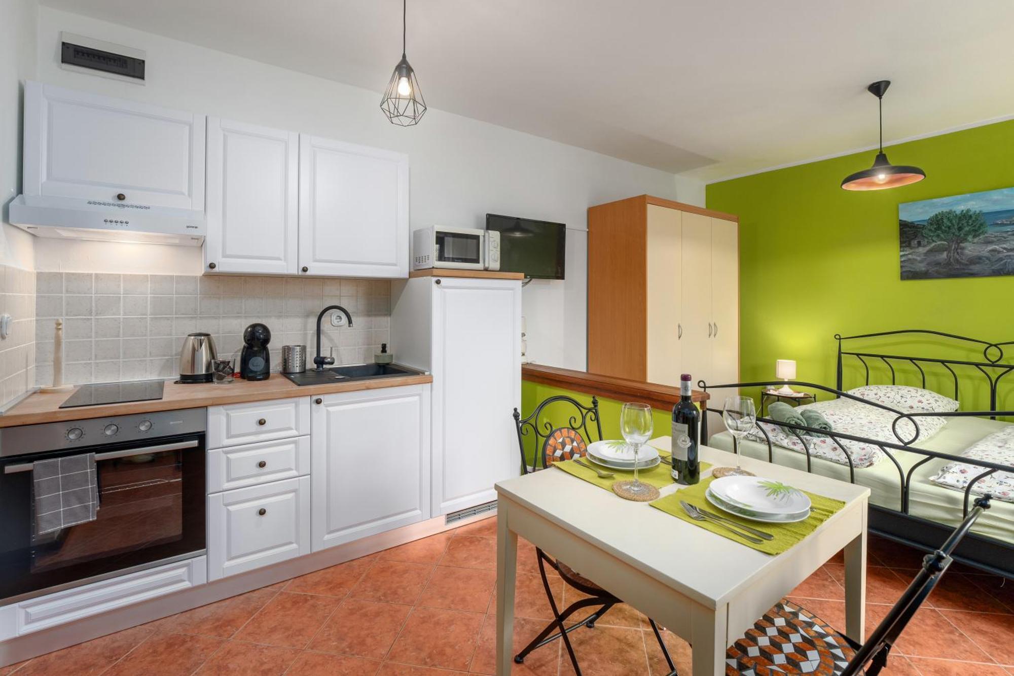 Studio Apartment Vrsar Eksteriør billede